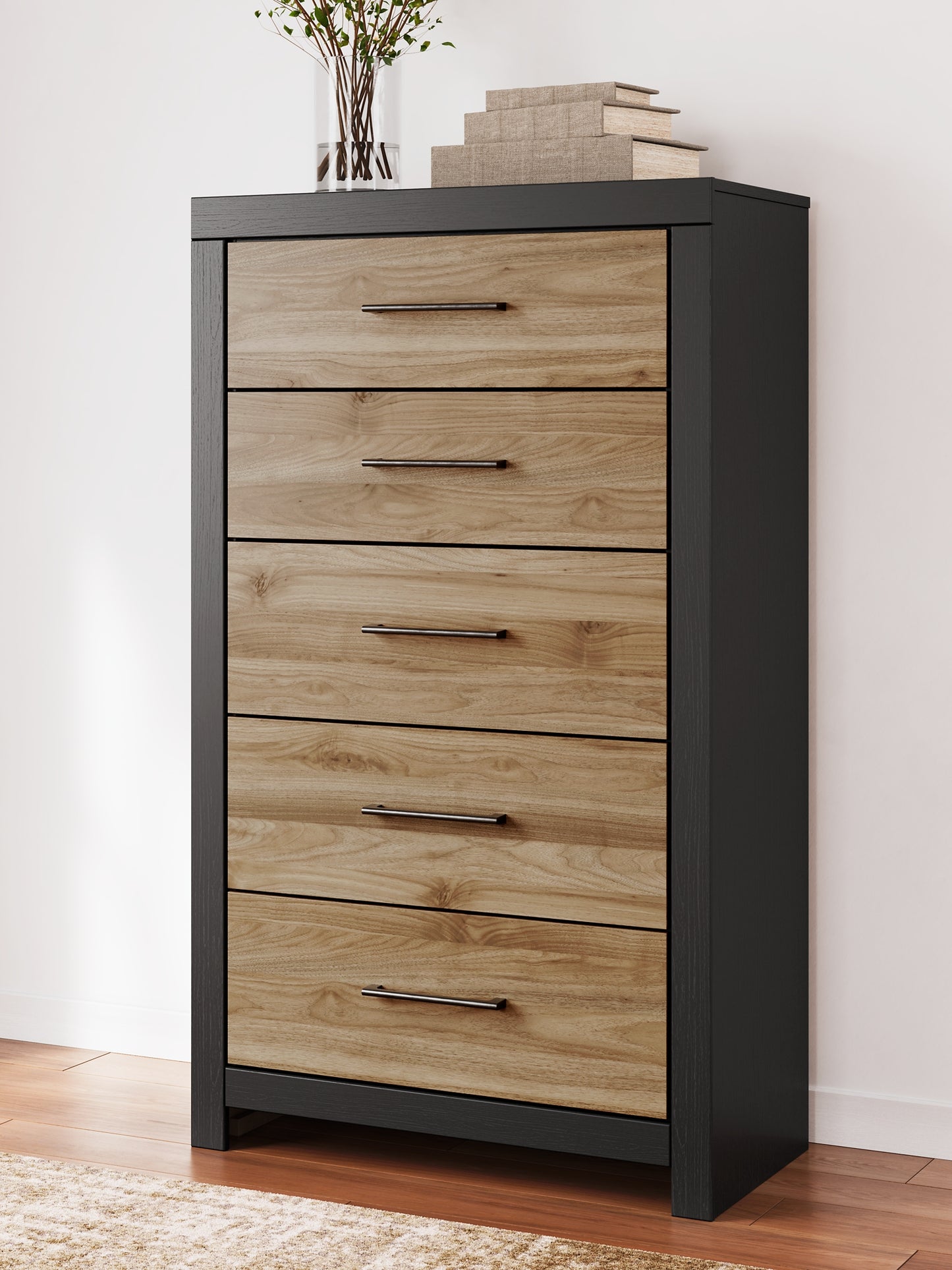 Vertani Five Drawer Chest